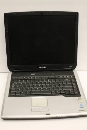 Toshiba Satellite A45 S151 Laptop Untested