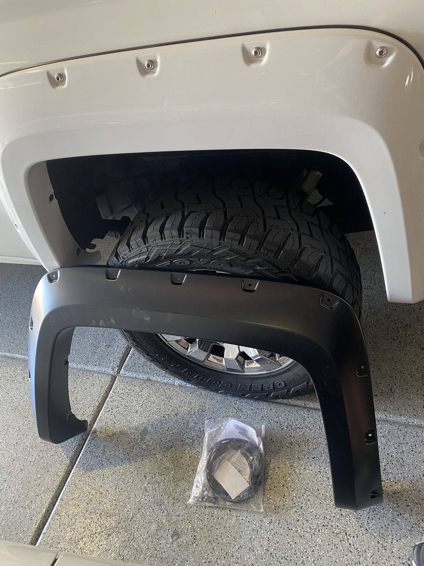 GMC Pocket Style Fender Flare
