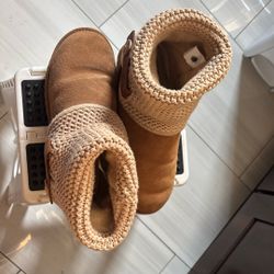 Ugg Boots Size 9 Good Condition 