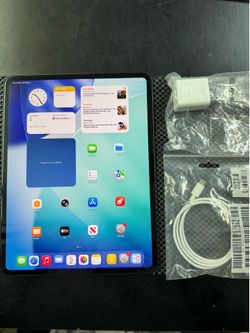 *Like NEW* Unlocked Apple iPad Pro 13” 512GB (M4 Chip) Battery Health 100% 6 Cycles