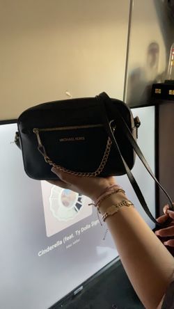 Micheal Kors Crossbody