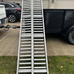 Gravity Roller - conveyor - used (2) 8 foot sections