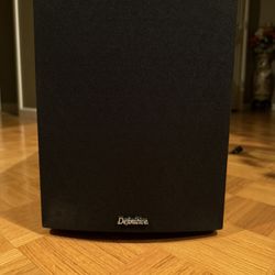 Definitive Technology DT0028 700-Watt Subwoofer (Like New) 