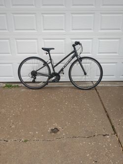 2021 Trek Fx1 Hybrid Bike 