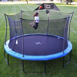 Trampoline 