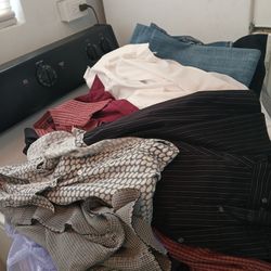 Men's Clothes 11 Long Sleeve Shirts XL , 8 Pants Size 38/34, 1 air Shorts Size 38