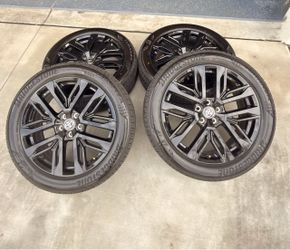 2026 RAV4 XSE wheels