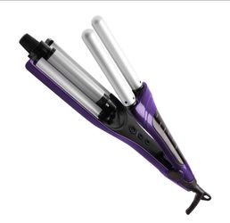 Triple Barrel Hair Waver Curling Iron