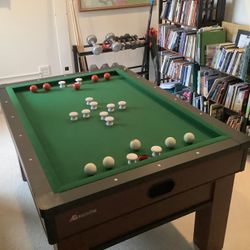 Bumper Pool Table (LIKE BRAND NEW) ACCEPTING OFFERS