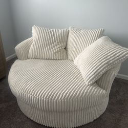 White Swivel Chair 