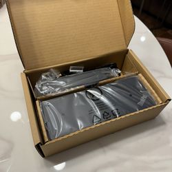 Lenovo ThinkPad Universal Thunderbolt 4 Dock