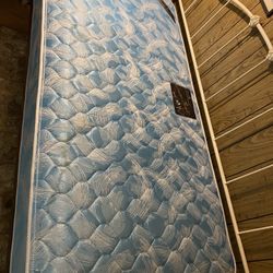 Twin Mattress 