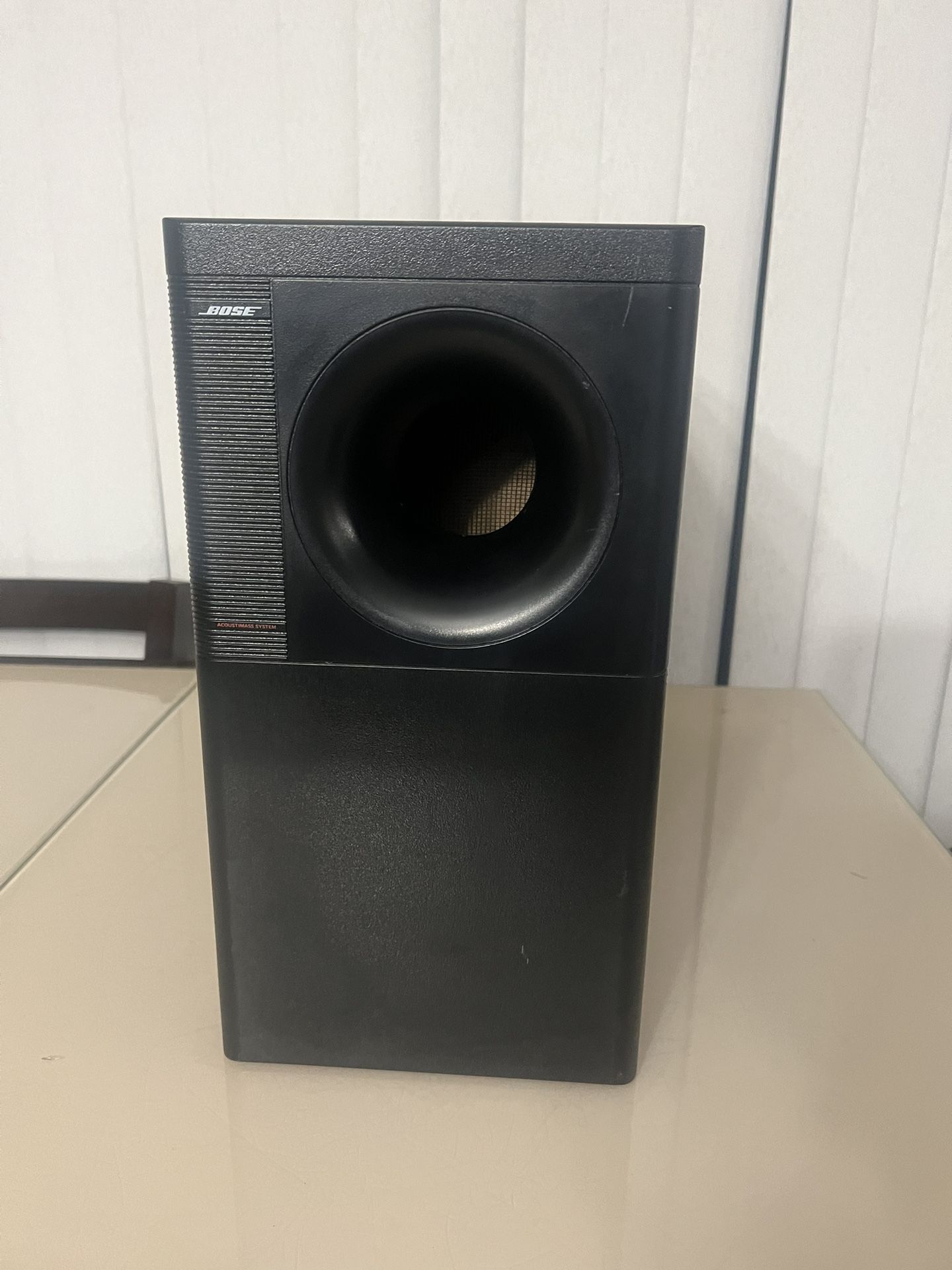 Bose Acoustimass 5 Series III Powered Speaker System Bk Subwoofer Only. Pre owned in very good cosmetic condition with minor cosmetic blemishes. These