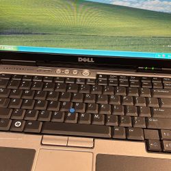 Dell Latitude D630  Core2Duo 2ghz 4gb Ram 80gb Hdd  Win 7 Pro 