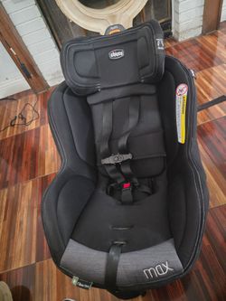 Chicco Car seat 4 in 1
