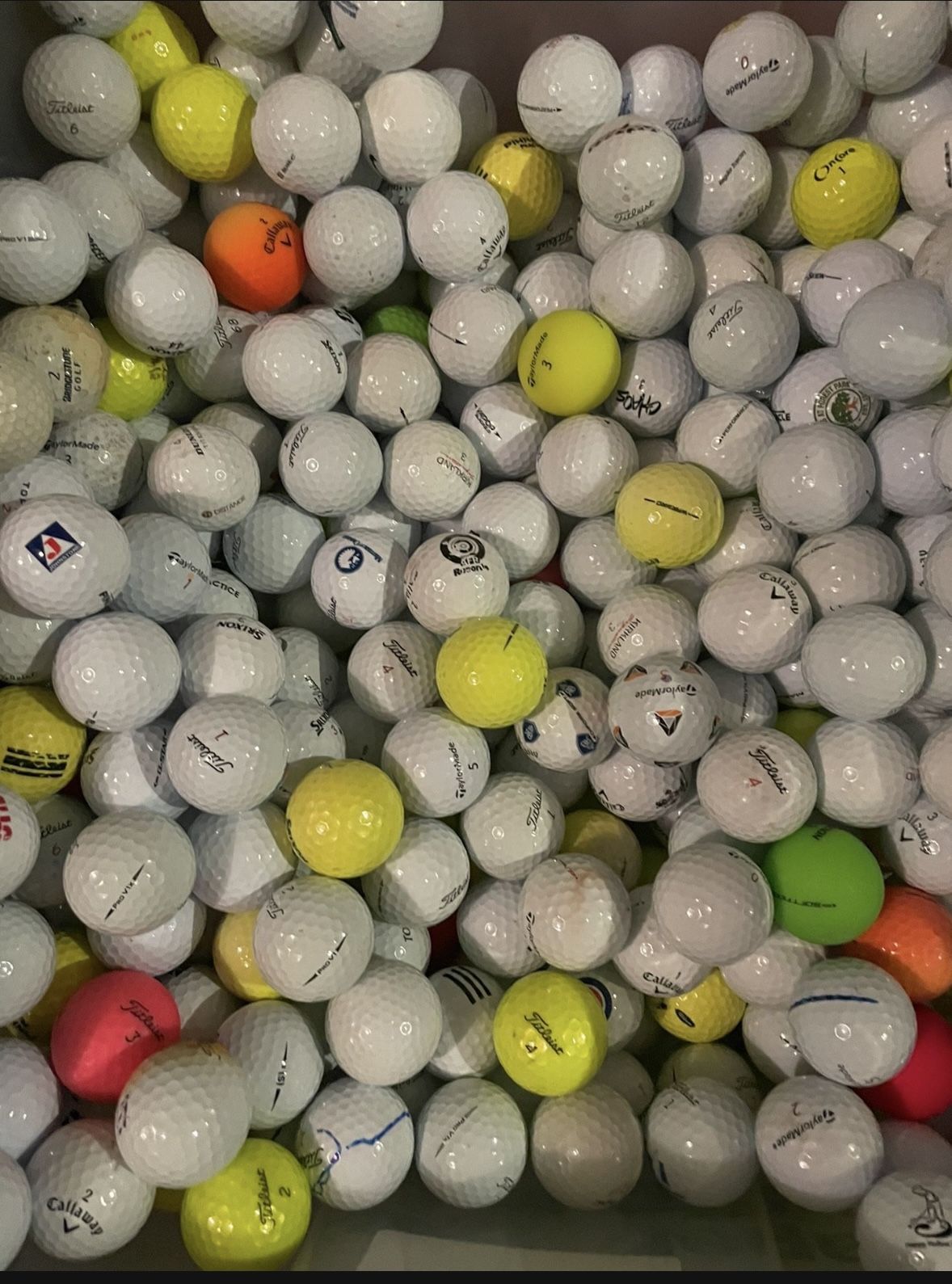 1050 Golf Balls 