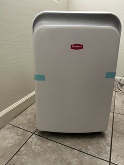 Brothers Portable A/C Unit