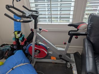 Sunny Health & Fitness Indoor Cycling Bike