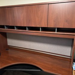 Executive Desk With File Cabinet 