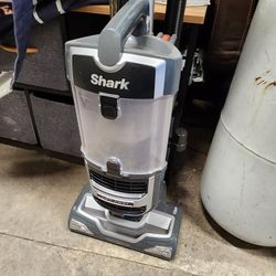 Shark Lift Away Vacuum 