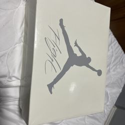 Jordan 4 Retro SB Varsity Red Size 10 M
