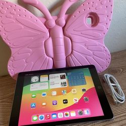 Apple iPad 6th Generation 32GB With kids case pink butterfly  and Pencil 