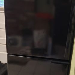 18.7 cu. Ft. Bottom Freezer Refrigerator In Black By Whirlpool 