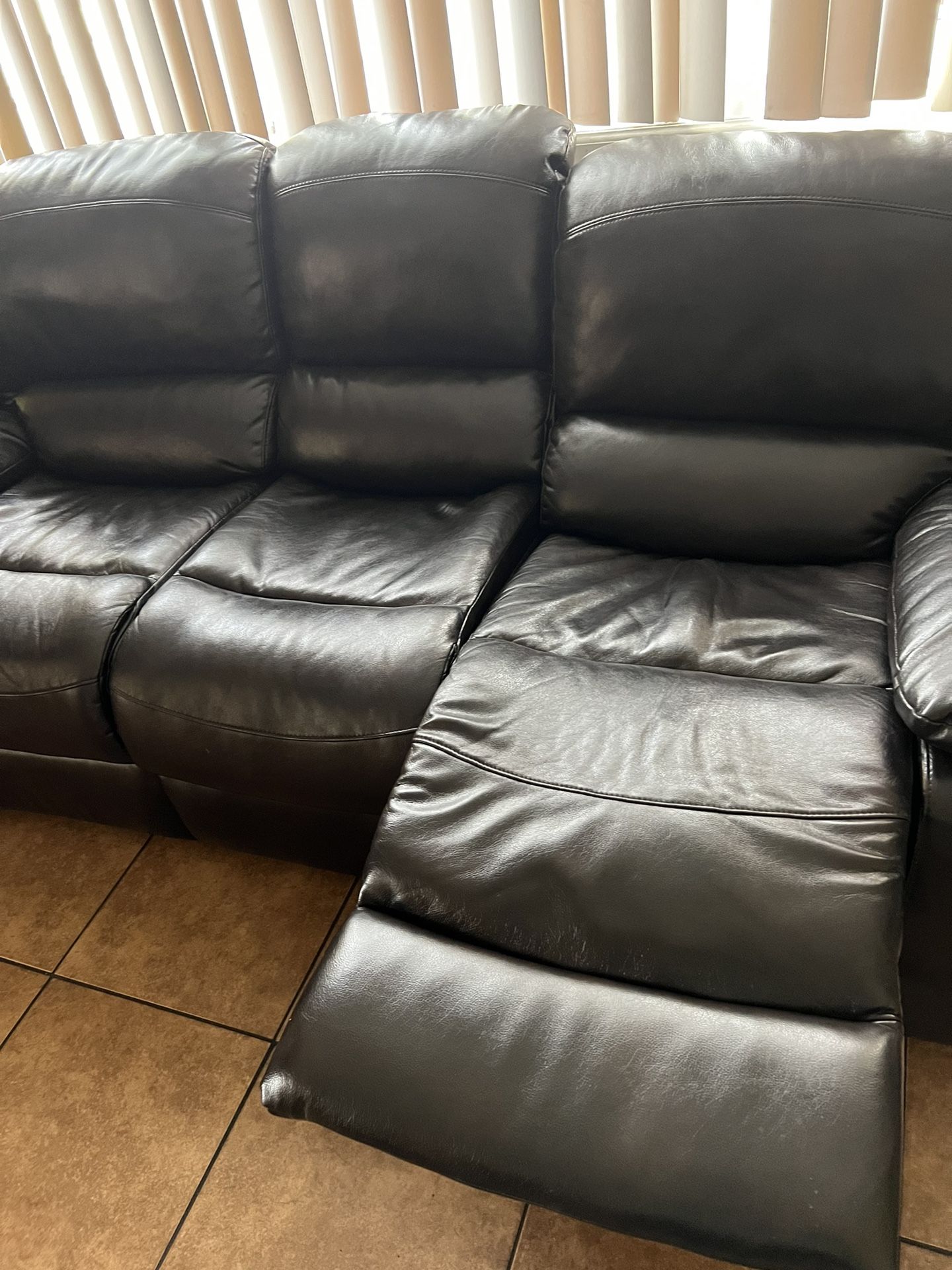 Fairly New Leather Sofas for Sale in Santa Monica, CA OfferUp
