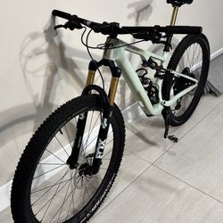 Specialized 2024 Epic Pro Size M