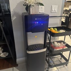 Water Dispenser