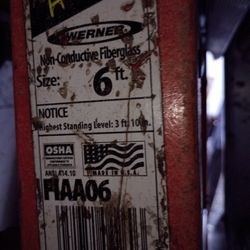 Werner Fiberglass Step Ladder