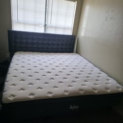 King Size Bed 