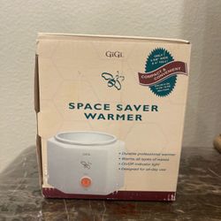 GiGi Space Saver Wax Warmer Model No. 448510 excellent pre owned condition