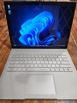 Microsoft Surface Book 2