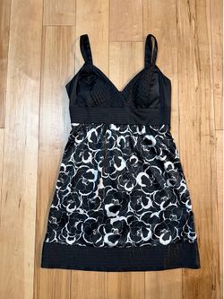 GUESS dress Medium