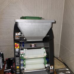 AUTEC Commercial Sushi Machine