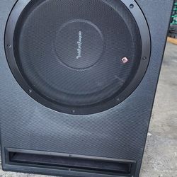 Rockford Fosgate P500-12P
Punch powered subwoofer with 12" sub and 500-watt amp