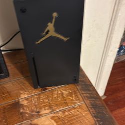 Is brand new never been used