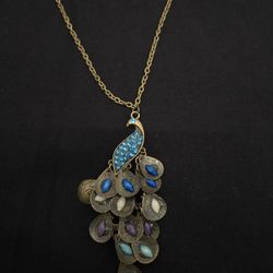 Fashion Bronze Style Peacock Blue&Green Crystal Chain Pendant Necklace PA