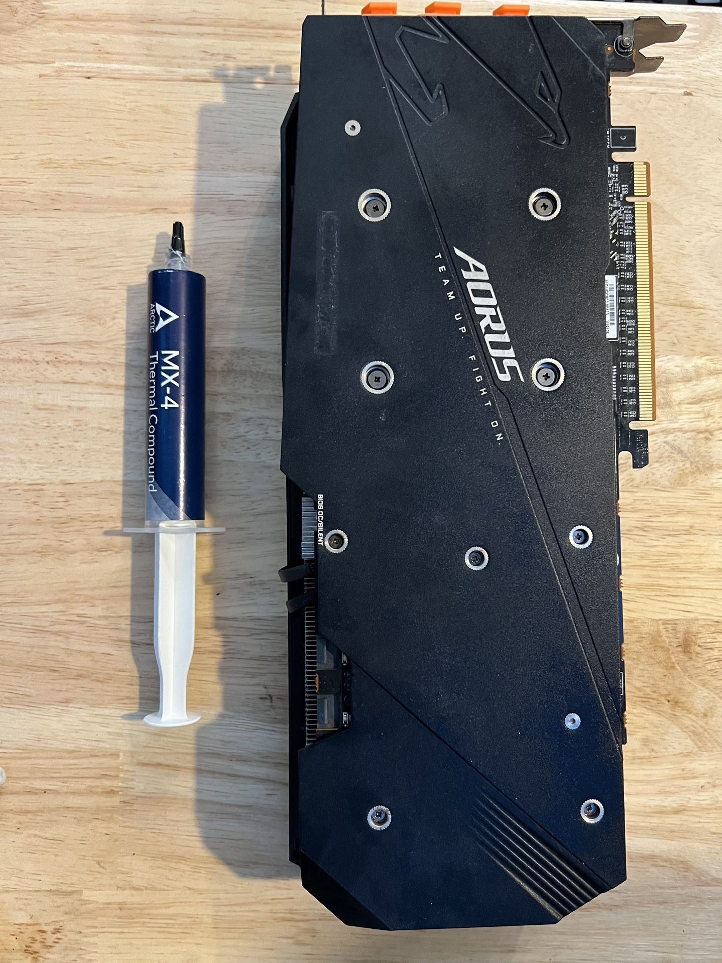 Gigabyte Aorus 5700xt