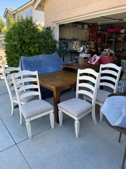 Dining table set