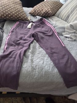 Adidas tapered leg Full length style