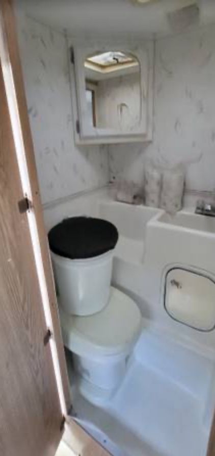 Cabover Camper RV for back of Truck 7-8ft bed