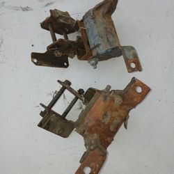 Mustang Or Cougar Motor mount kit 65-70