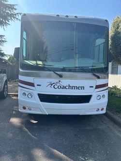 2013 low mileage Coachman Miranda