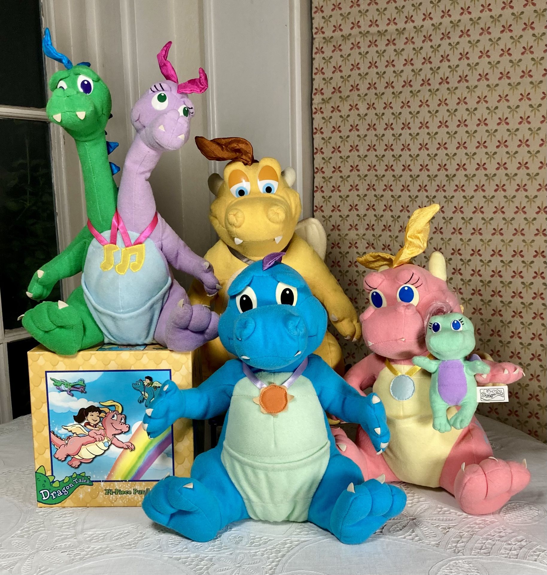 Dragon Tales Plush Lot Quetzal-Ord-Cassie-Zak & Wheezie + A Baby + Puzzle! Fun!