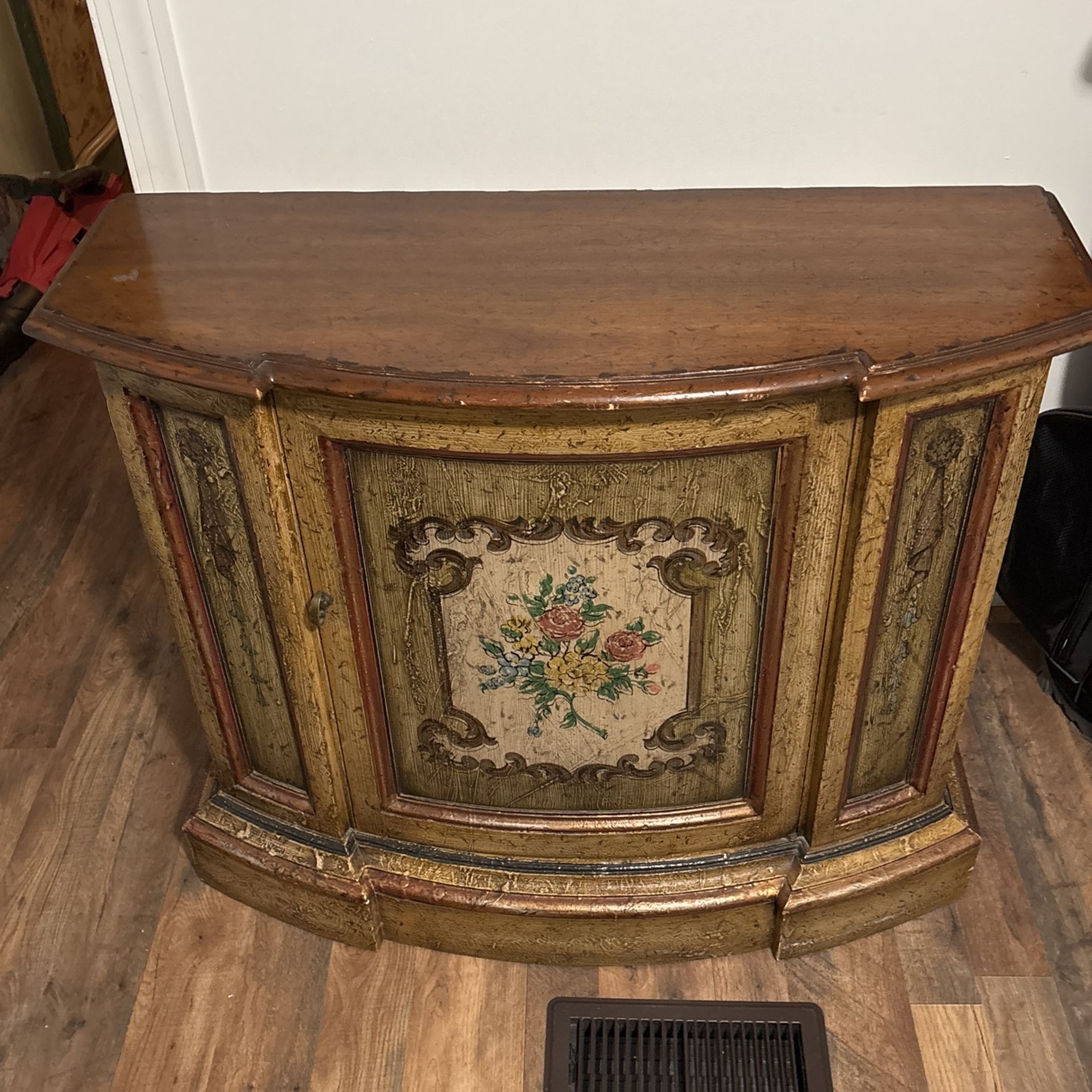 Nice Credenza Cabinet