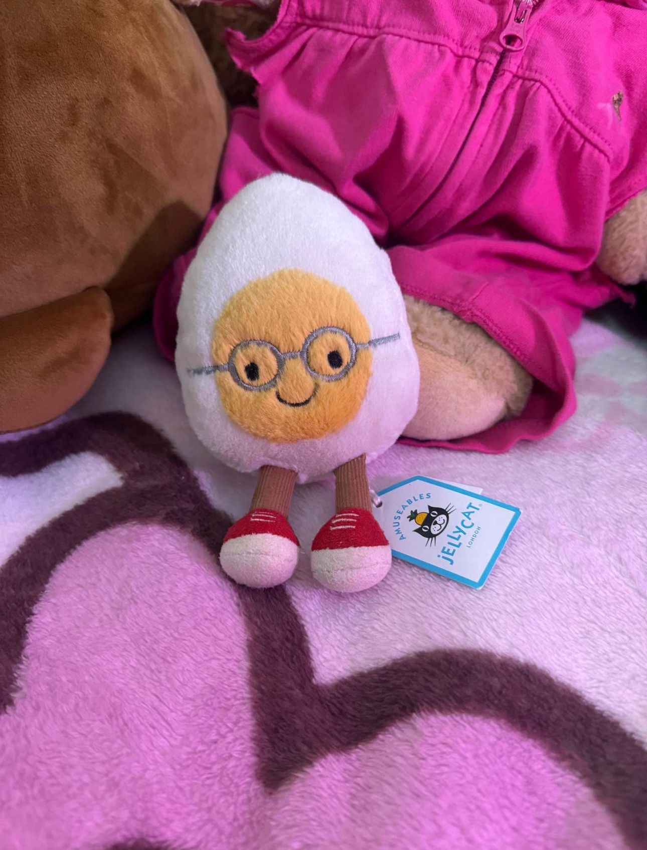 egg jelly cat