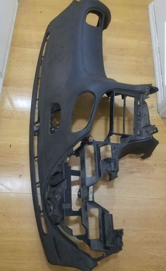 Mazda Rx7 fd LHD dash, need repair 93-95