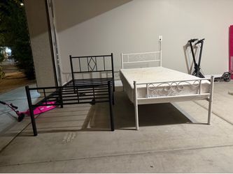 Twin metal beds